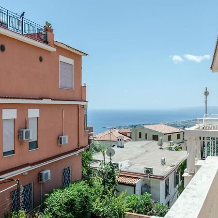 Taormina Sea View Studio Екстер'єр фото