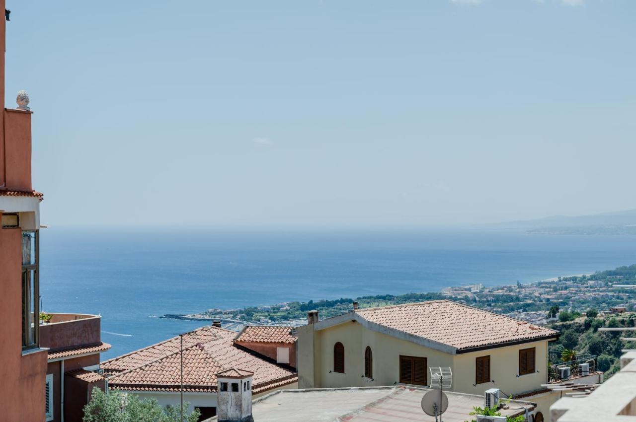 Taormina Sea View Studio Екстер'єр фото